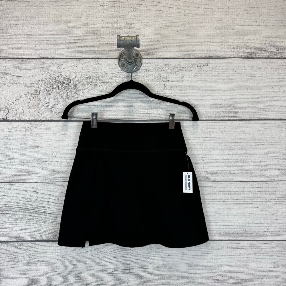 Old Navy Black Skort